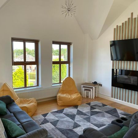 Orchard Oasis, Luxury Penthouse Getaway Coleraine Exterior foto